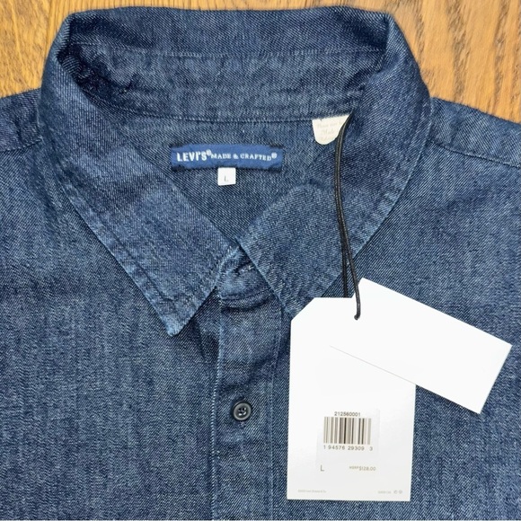 LEVI'S® MADE & CRAFTED® STANDARD SHIRT IN RANIER WASH - Picture 3 of 10